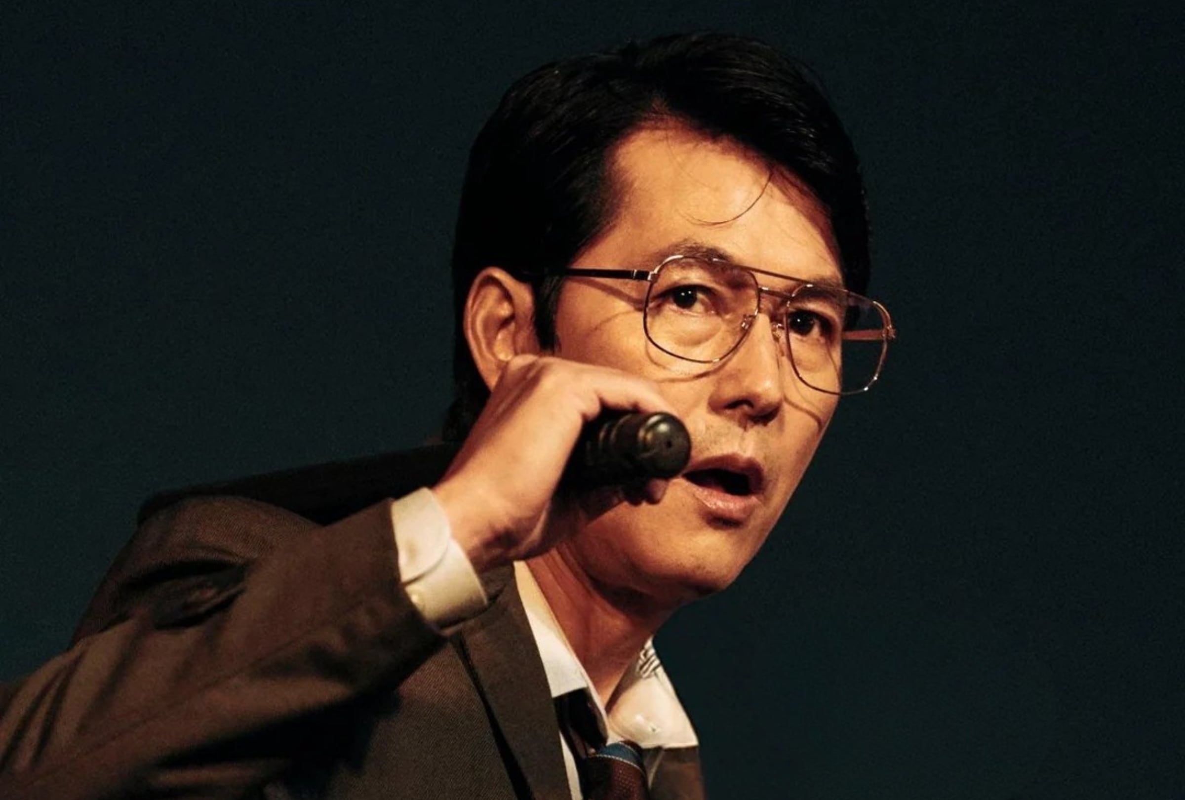 El fiscal Jang Gun Young (Jung Woo-sung) fue arrestado bajo cargos falsos al final de la primera temporada de la serie surcoreana "Made in Korea" (Foto: Hulu/ Disney+)