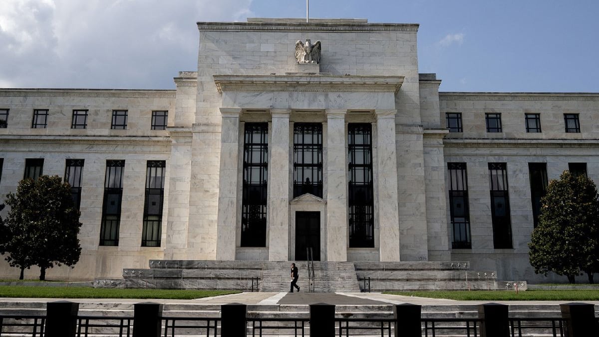 Crece división en la Fed mientras la inflación sigue elevada
