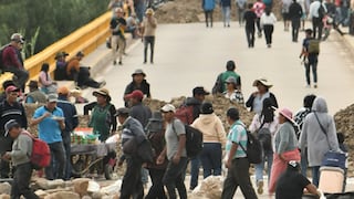 Repatriarán en vuelos humanitarios a peruanos varados en Bolivia por bloqueo de vías
