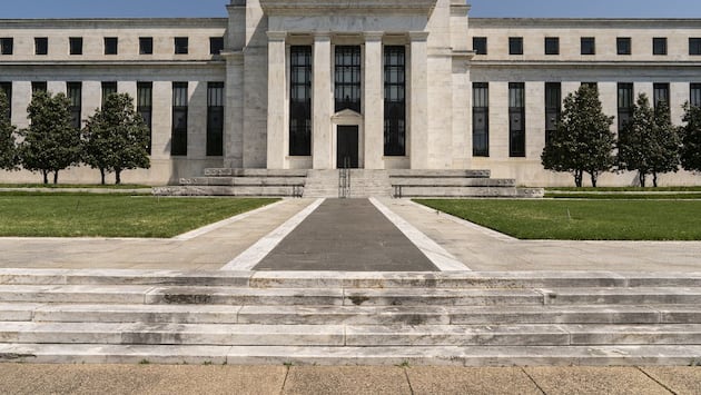 Fed To Plow Ahead On Half-Point Hikes Undeterred By Stock Slump