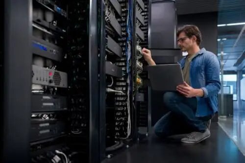 Lima domina el panorama de centros de datos de Perú, albergando la mayor parte de la capacidad operativa y los activos de conectividad del país. (Foto: Agencia Andina)