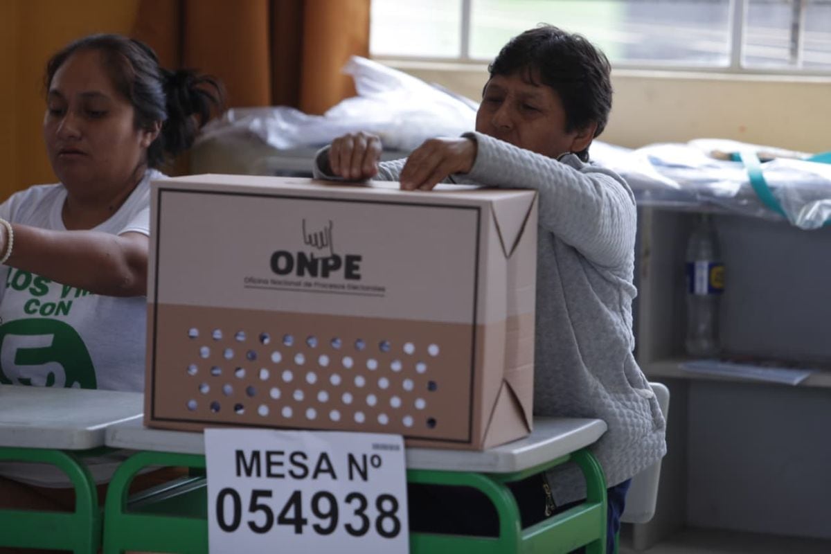 Miles de votos quedan en evaluación en la fase final del proceso electoral, tras el cierre del conteo de actas. Foto: GEC.