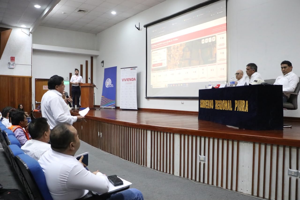 Las autoridades nacionales, regionales y locales de Piura junto con el Ministerio de Vivienda, Construcción y Saneamiento (MVCS) acordaron reforzar la coordinación para ejecutar obras y medidas de prevención ante un posible fenómeno El Niño: Foto: MVCS