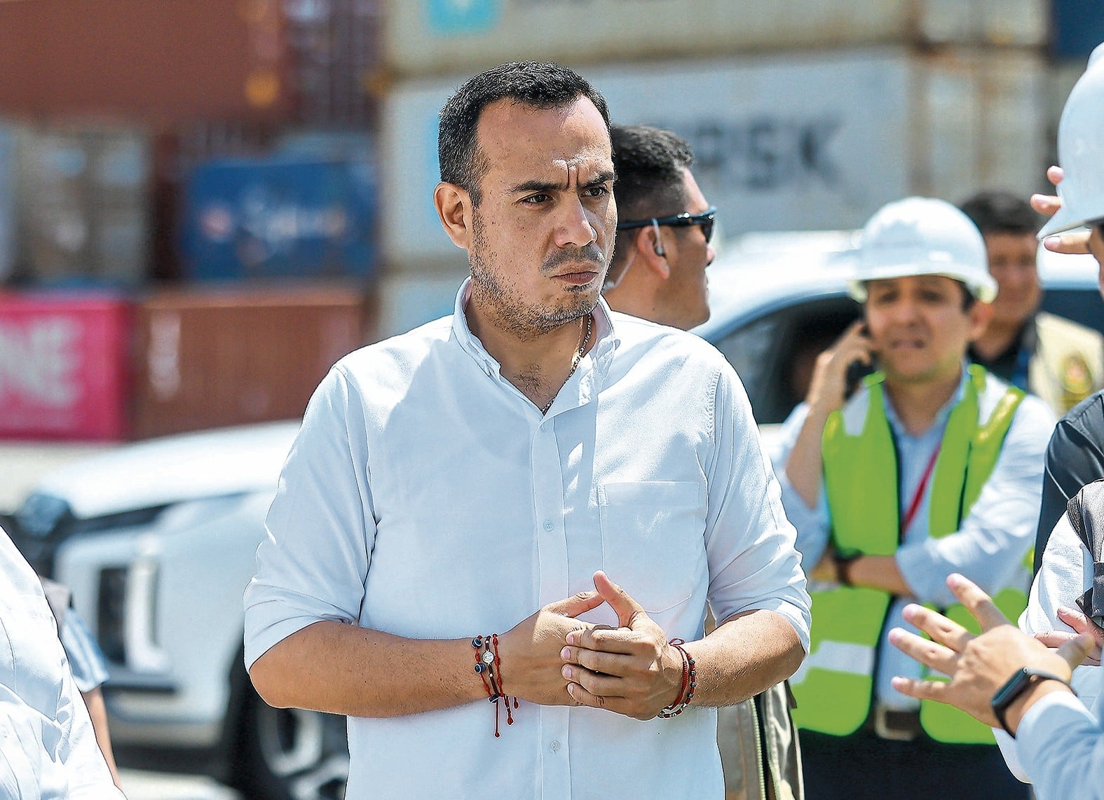 El 26 de diciembre de 2025, el presidente José Jerí fue visto entrando a escondidas a un chifa en Lima para reunirse con el empresario Zhihua Yang, sin registrar ese encuentro en su agenda oficial. Foto: Difusión / GEC