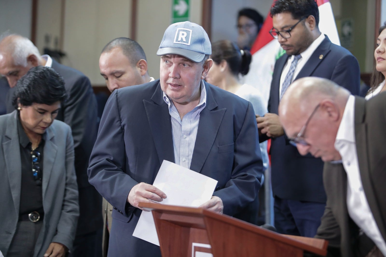 Tras las elecciones de abril, Rafael López Aliaga denunció un supuesto fraude electoral. Posteriormente, anunció que no iba a asumir como senador porque su interés ahora era ocupar el cargo de teniente alcalde en la Municipalidad de Lima. Foto: difusión / GEC