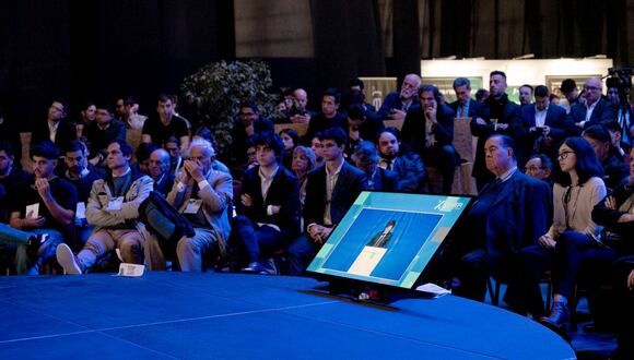 Javier Milei, presidente de Argentina, exhibido en una pantalla durante el Congreso Económico de Argentina en la Sociedad Rural en Buenos Aires, Argentina, el miércoles 12 de junio de 2024.