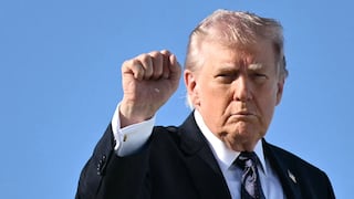 Trump amenaza con “fuerza nunca antes vista” tras represalia de Irán por Jamenei