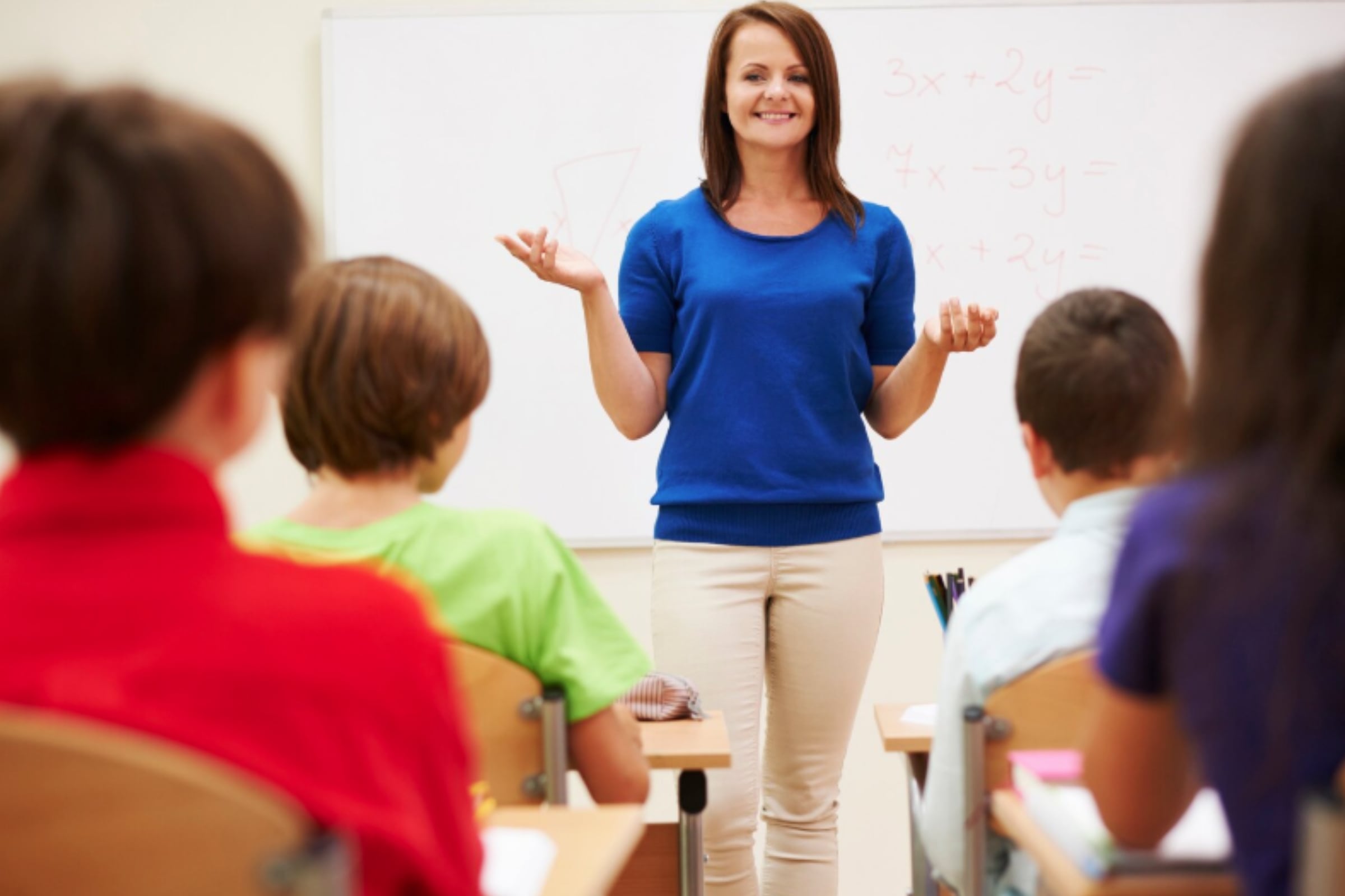 Toda escuela pública de Texas deberá cumplir con esta nueva normativa. (Crédito: Freepik / Imagen referencial)