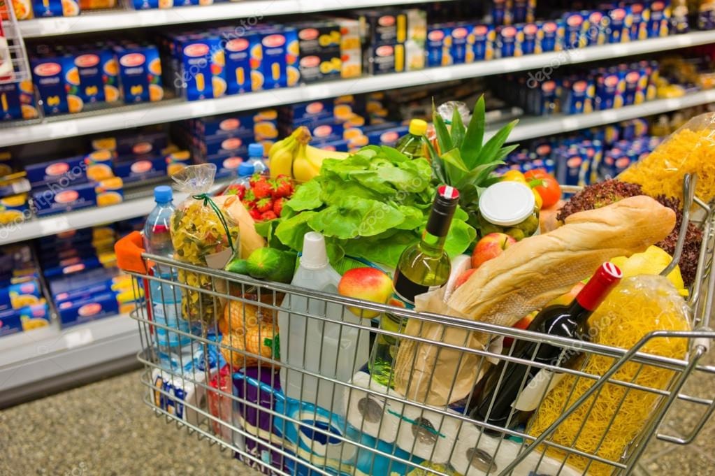 Se espera un incremento del gasto familiar hasta el 10% en junio y julio por el evento deportivo. Foto: referencial / DepositPhotos