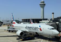 Por qué los auxiliares de vuelo a veces viajan uniformados en otras aerolíneas