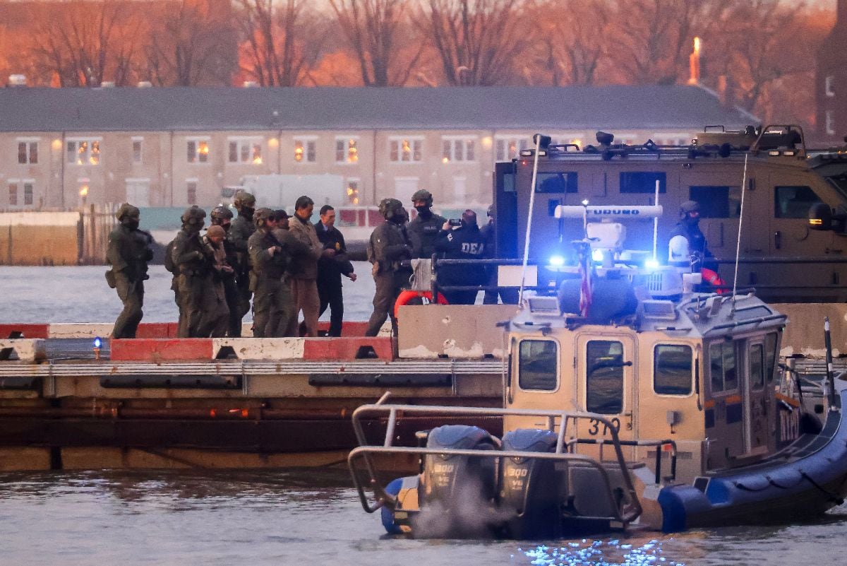 Nicolás Maduro llega al helipuerto de Wall Street antes de su comparecencia ante el tribunal federal en Nueva York el lunes.