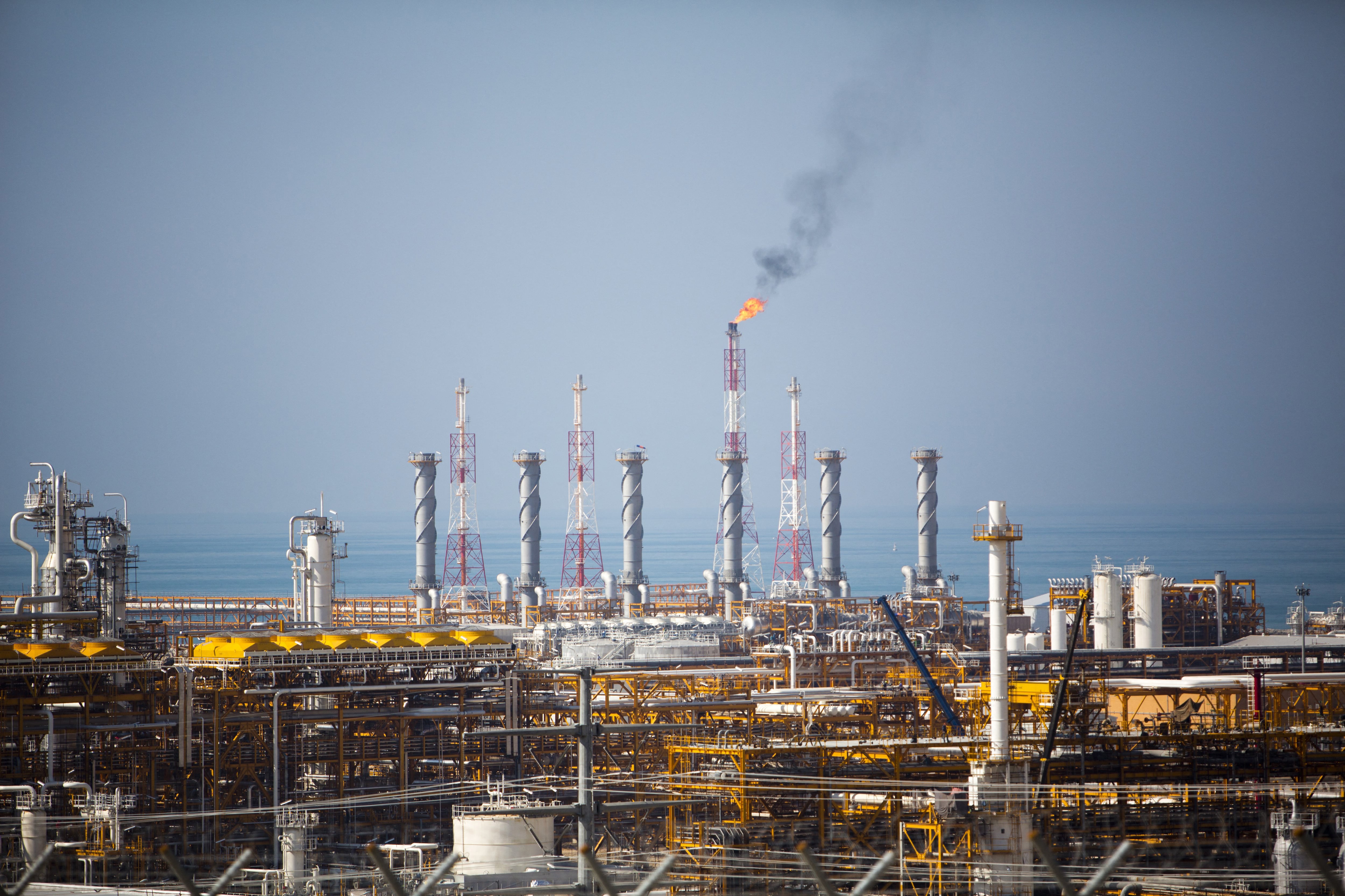 Irán descubre nuevas reservas de gas en un yacimiento en el sur del país