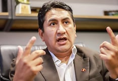 Vladimir Cerrón aún no se entrega pero sigue usando las redes sociales