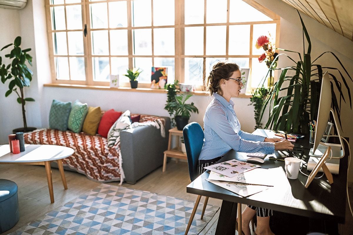 Teletrabajo | Es posible que los trabajadores soliciten que puedan pasar del trabajo presencial al teletrabajo, pero, ¿en qué casos pueden negárselo?. (Foto: iStock)