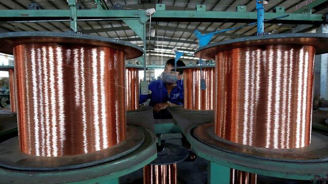 Precio del cobre daría impulso al PBI de Perú, pero se necesitan destrabar 24 proyectos