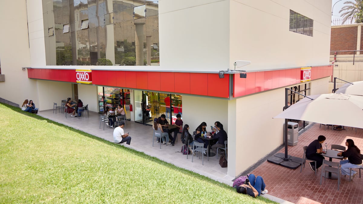 Oxxo apuesta por nuevos formatos de tiendas para crecer en Perú, ¿deja el puerta a calle?