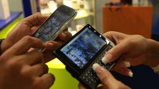 Mercado de celulares podría volverse obsoleto por propuesta de Osiptel, advierte Alterna Perú