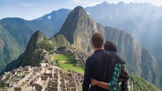 Machu Picchu recibió cerca de 12,000 turistas tras reapertura