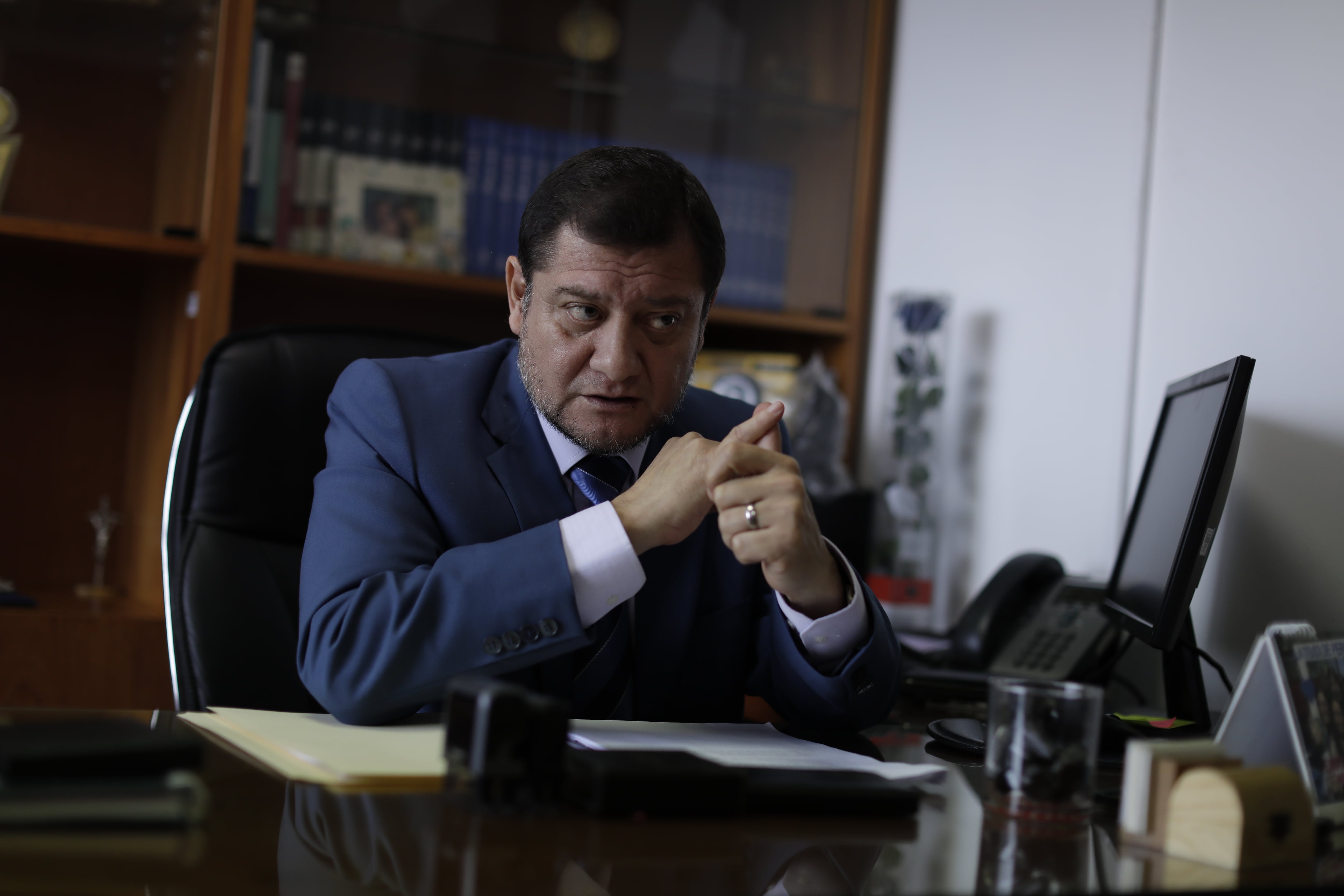 El fiscal Jorge Chávez Cotrina advirtió que hay normas y posiciones contradictorias por parte del Ejecutivo y Legislativo en el tema de la seguridad. (Foto: Archivo El Comercio)