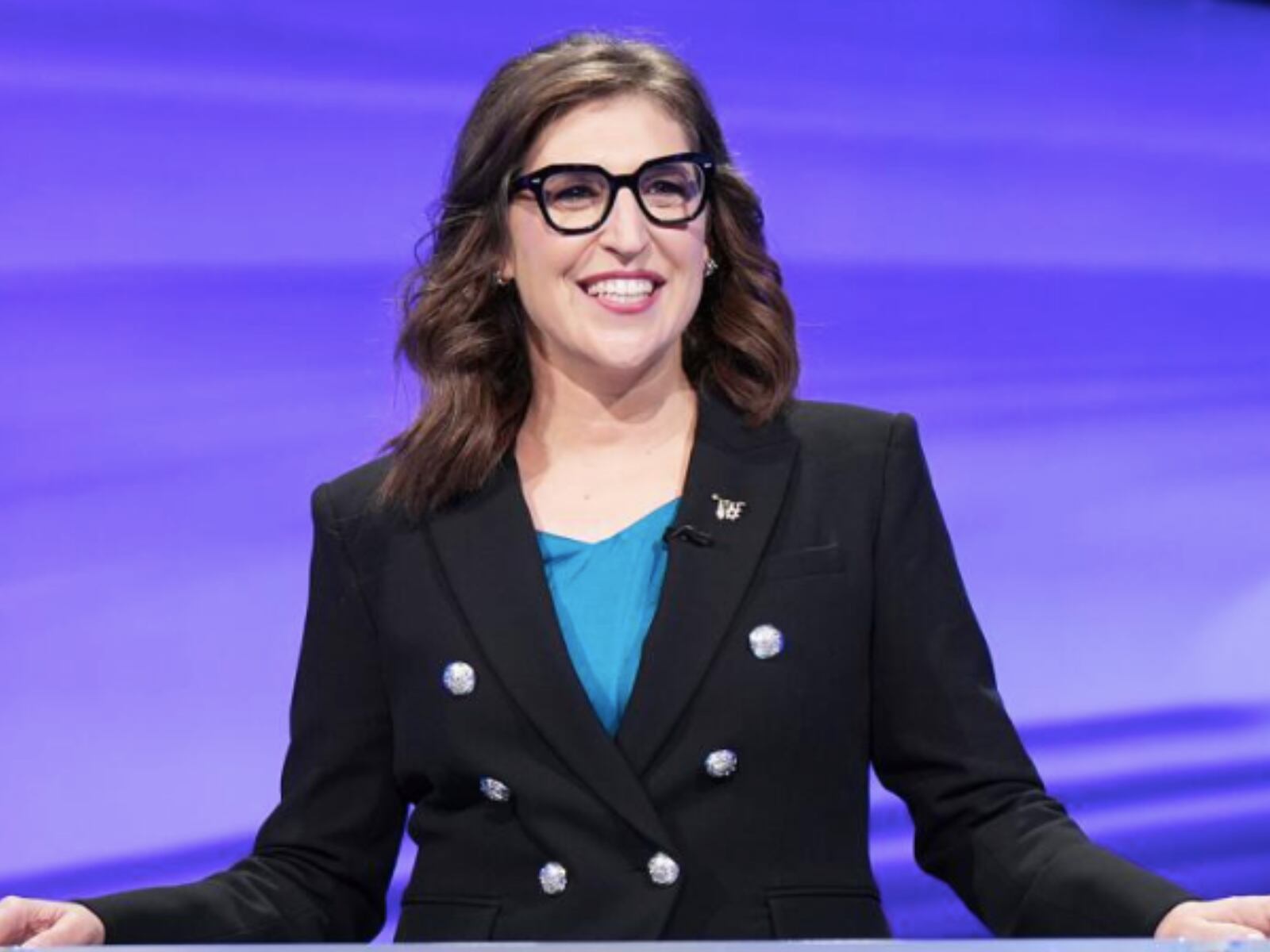 En el 2022, Mayim Bialik comenzó su trabajo como presentadora de "Jeopardy!" (Foto: Sony Pictures Television)