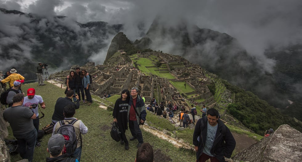 Machu Picchu enfrenta expansión turística con nuevas rutas