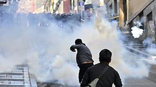 Presidente de Bolivia enfrenta masivas protestas que exigen su renuncia
