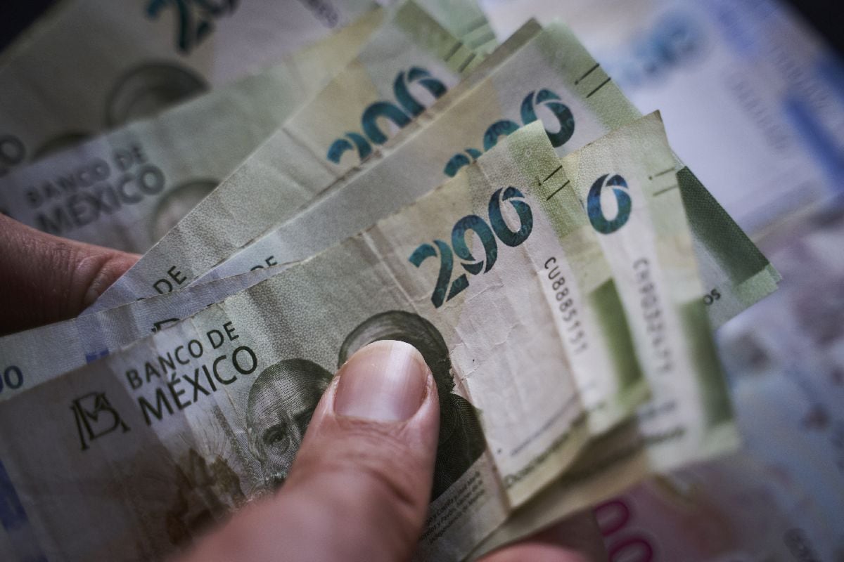 El peso se ha fortalecido más de 19% frente al dólar en el último año.