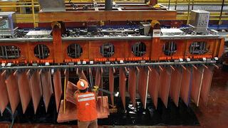 EE.UU: precio del cobre cae por firmeza del dólar y preocupación por tasas de interés