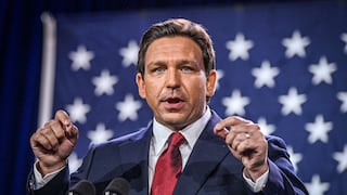 Florida tiene nuevas reglas para registrar un auto: ya entró en vigor la ley aprobada por Ron DeSantis