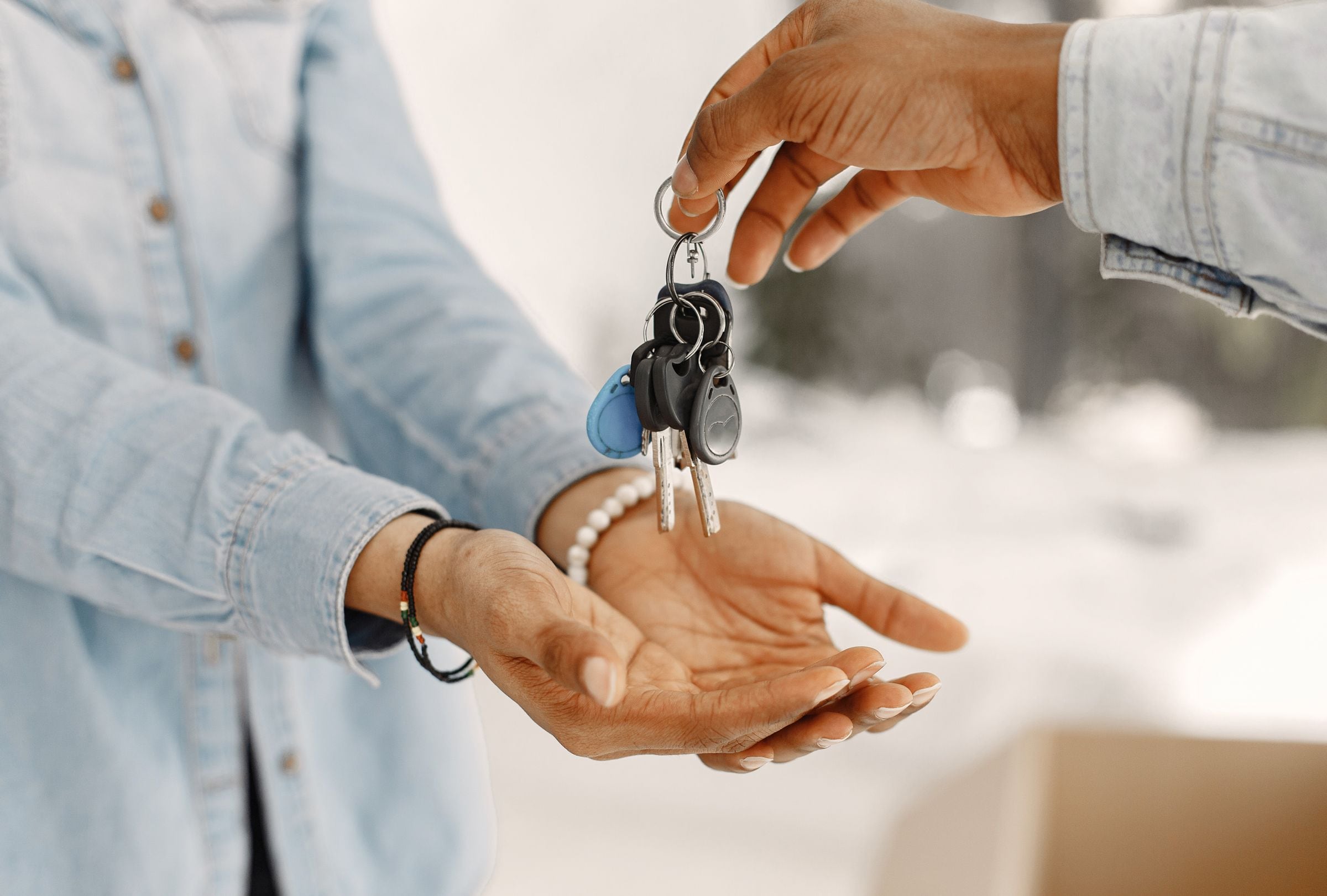 ¿Pueden los propietarios o inmobiliarias revisar o solicitar libremente esa información? (Foto: Diseñado por Freepik)