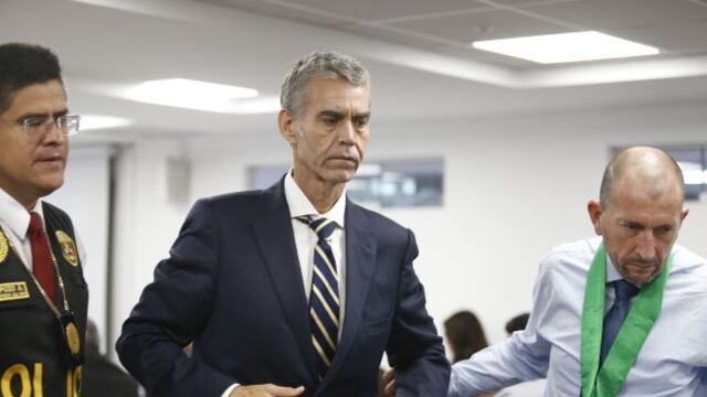 Detienen a excongresista Víctor Albretch y a otras 7 personas por presuntamente integrar organización criminal 