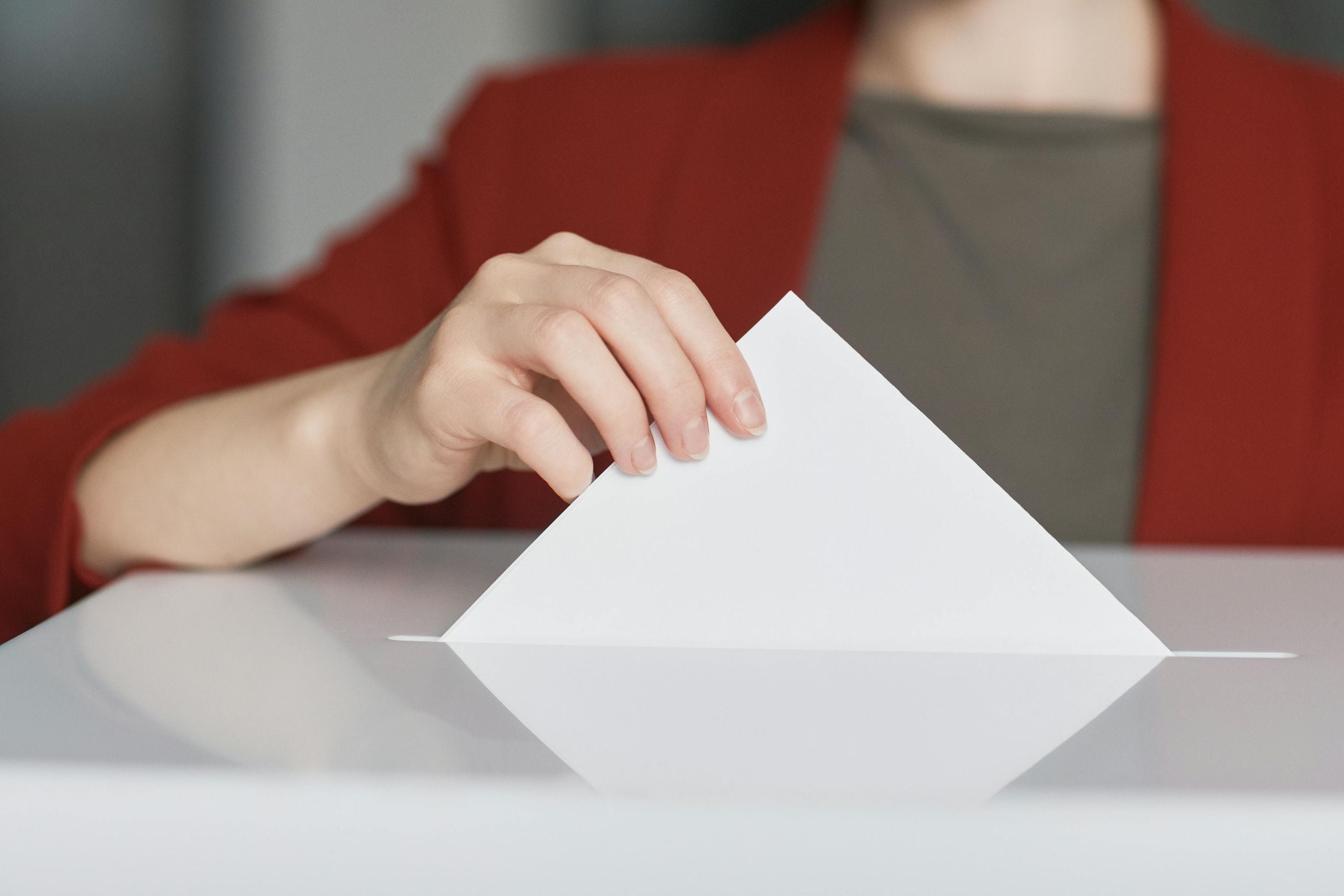 Los ciudadanos peruanos acudirán a las urnas este 12 de abril de 2026 para elegir a sus nuevas autoridades nacionales. (Foto: Edmond Dantès / Pexels)