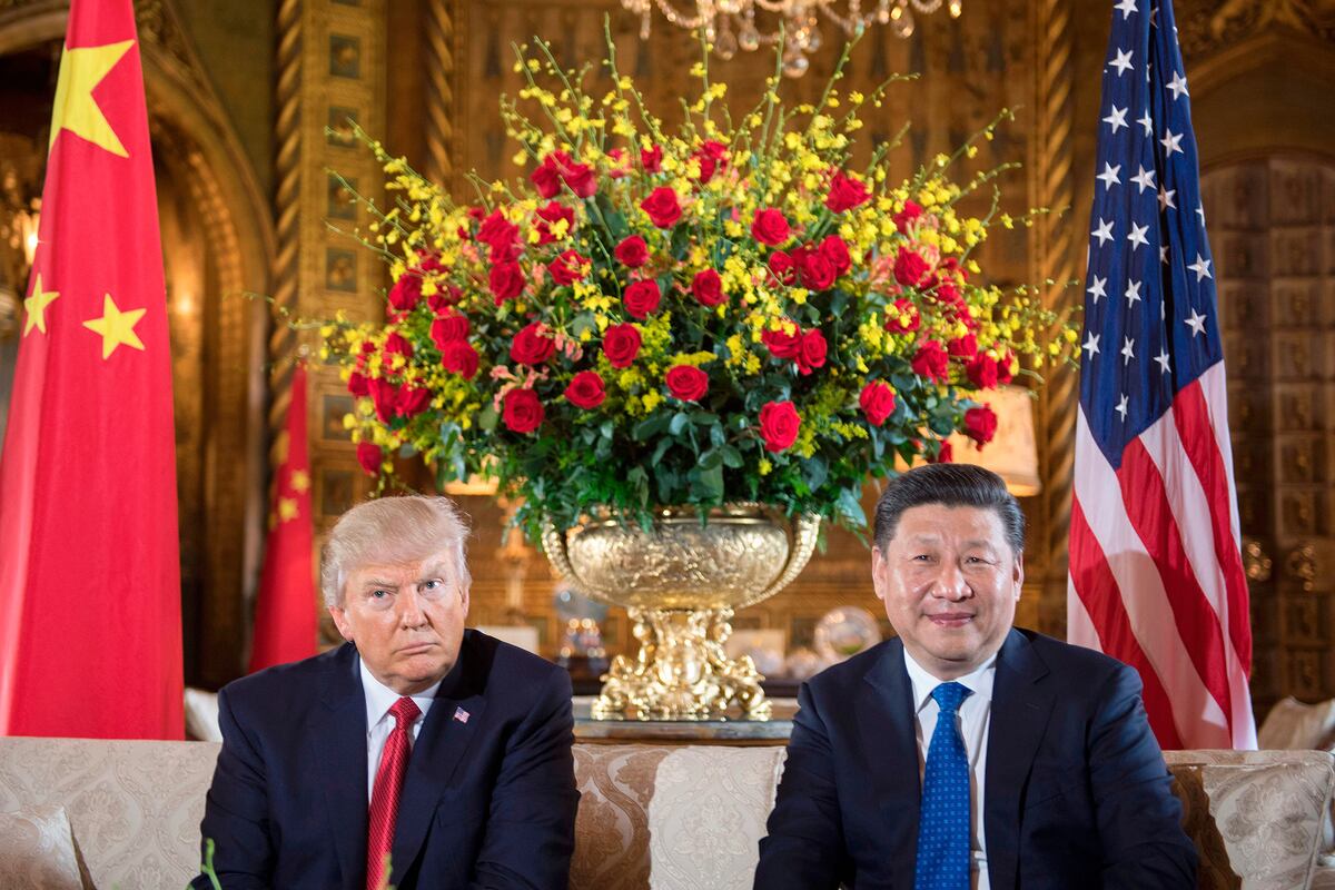 Trump cena con Dario Amodei, CEO de Anthropic, tras su ausencia en la cena con Xi