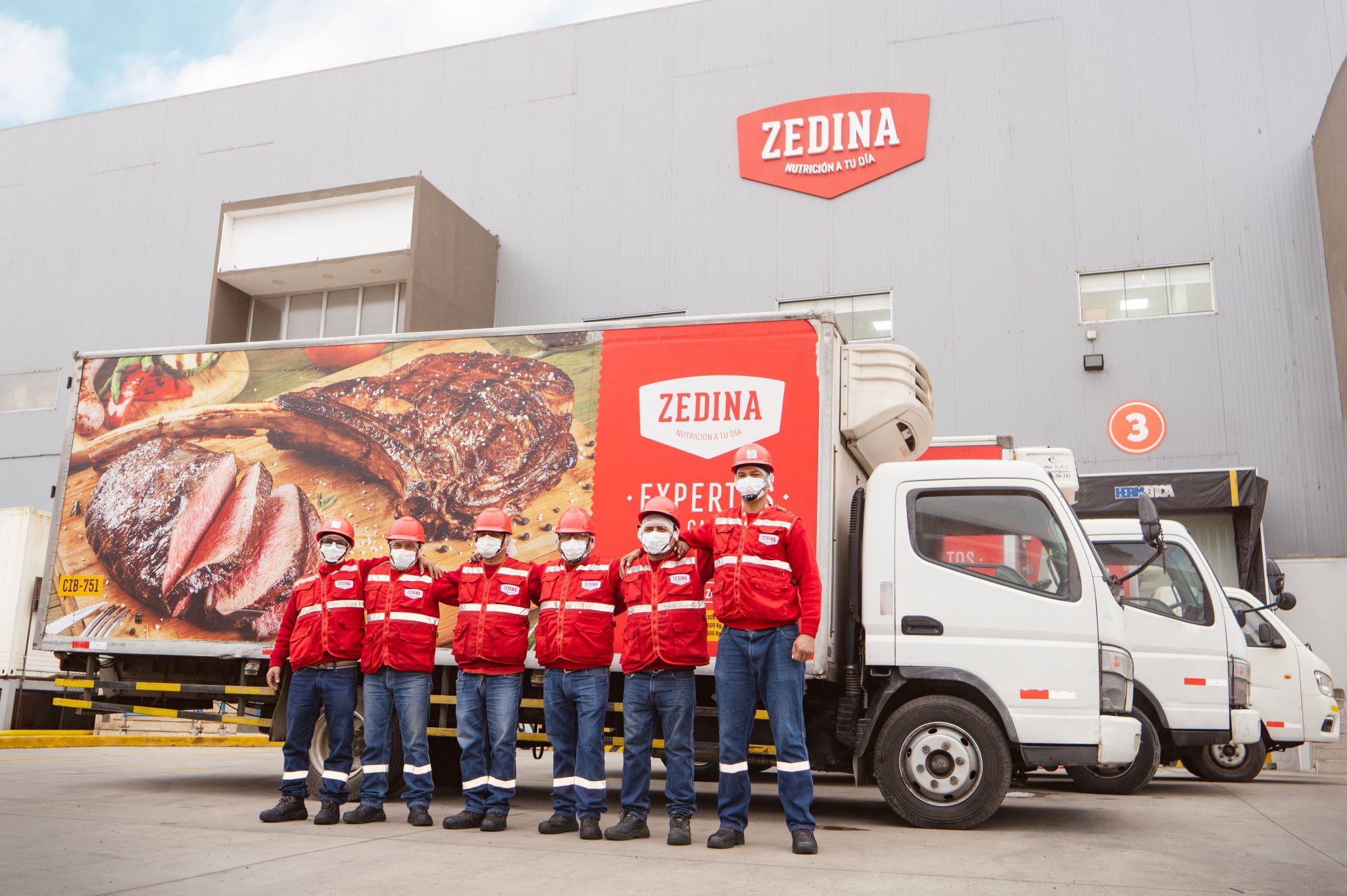 La planta de Zedina Alimentos en Lurín produce 500 toneladas mensuales y opera al 70% de su capacidad.