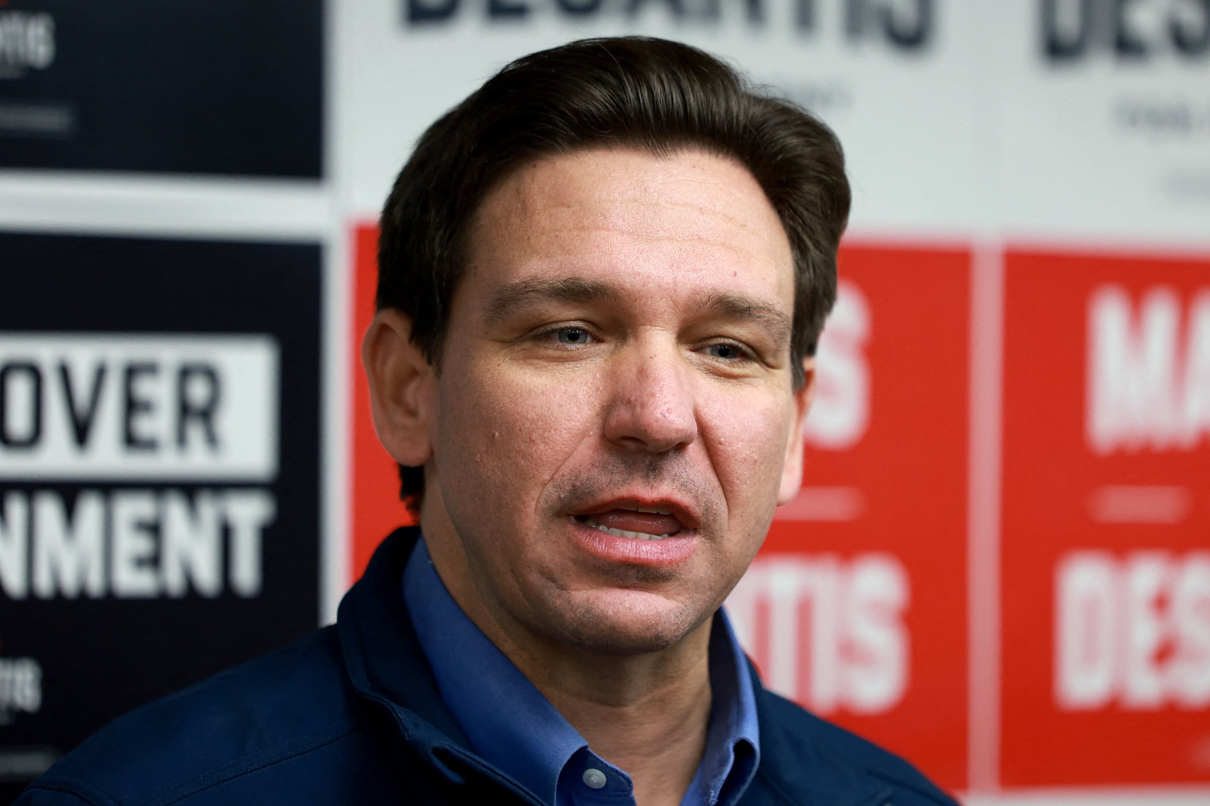 El gobernador de Florida, Ron DeSantis, tiene en su poder el texto de la ley HB 175. Él deberá decidir si la aprueba o veta (Foto: AFP)