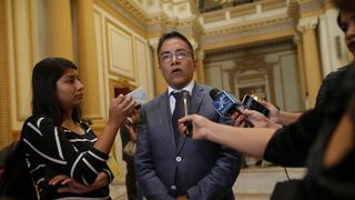 Congreso aprueba informe que acusa a exlegislador Roberto Vieira