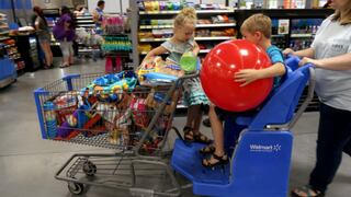 Wal-Mart podría despedir a cientos de trabajadores este mes