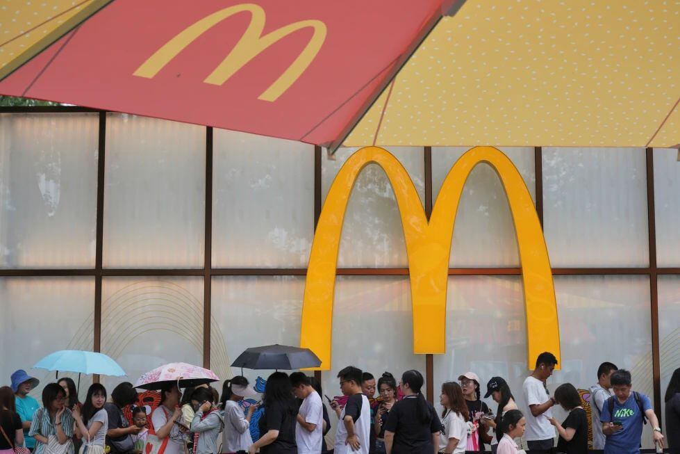 Un McDonald’s en Beijing el 20 de agosto del 2025. (AP foto/Andy Wong)