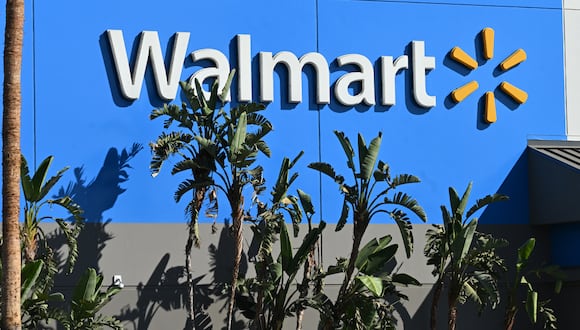 Walmart continúa con su política de cierre de tiendas (Foto: Robyn Beck / AFP)