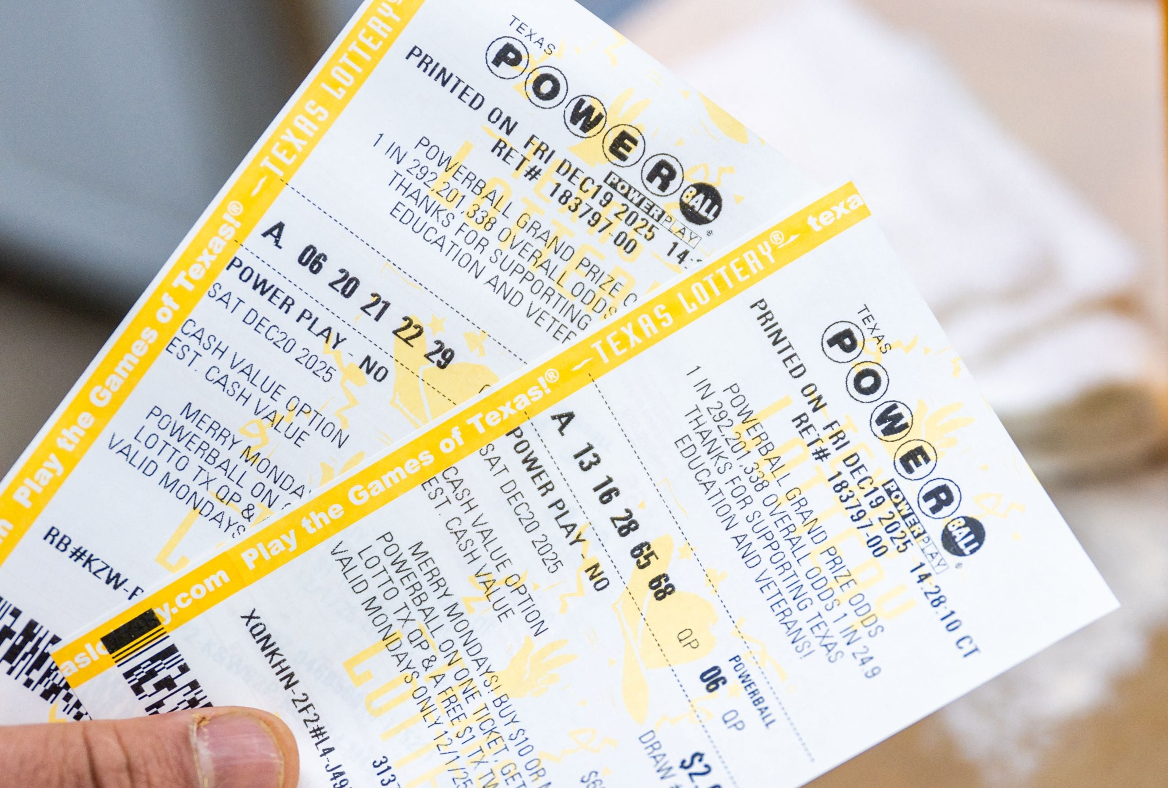 En esta nota conocerás los resultados del sorteo del Powerball del miércoles 08 de julio y descubrir si alguien se quedó con el premio mayor. (Foto: BRANDON BELL / GETTY IMAGES NORTH AMERICA / GETTY IMAGES vía AFP)