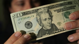 El dólar subió levemente en sesión de flujos mixtos