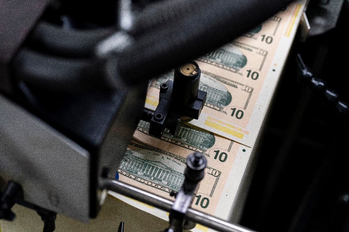 US dollar production. Photographer: Al Drago/Bloomberg