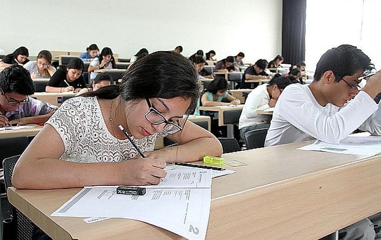 Proyecto propone simplificar los requisitos para obtener el grado de bachiller en las universidades, alegando que la tramitología y costos pueden complicar económicamente al egresado. Foto: difusión