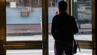 Summers advierte sobre riesgos de reactivación de la inflación