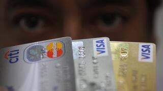 Visa, Mastercard se acercarían a acuerdo por cobro de comisiones