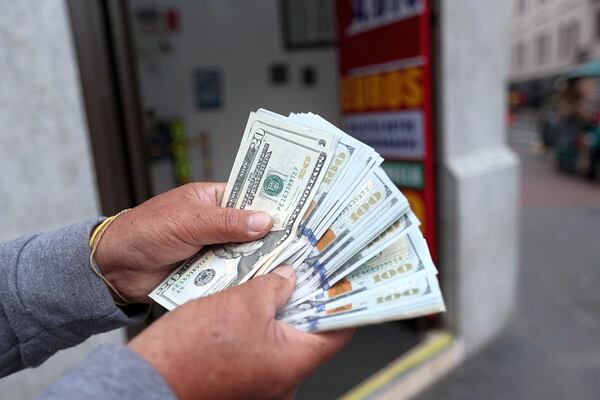 Dólar. (Foto: GEC)