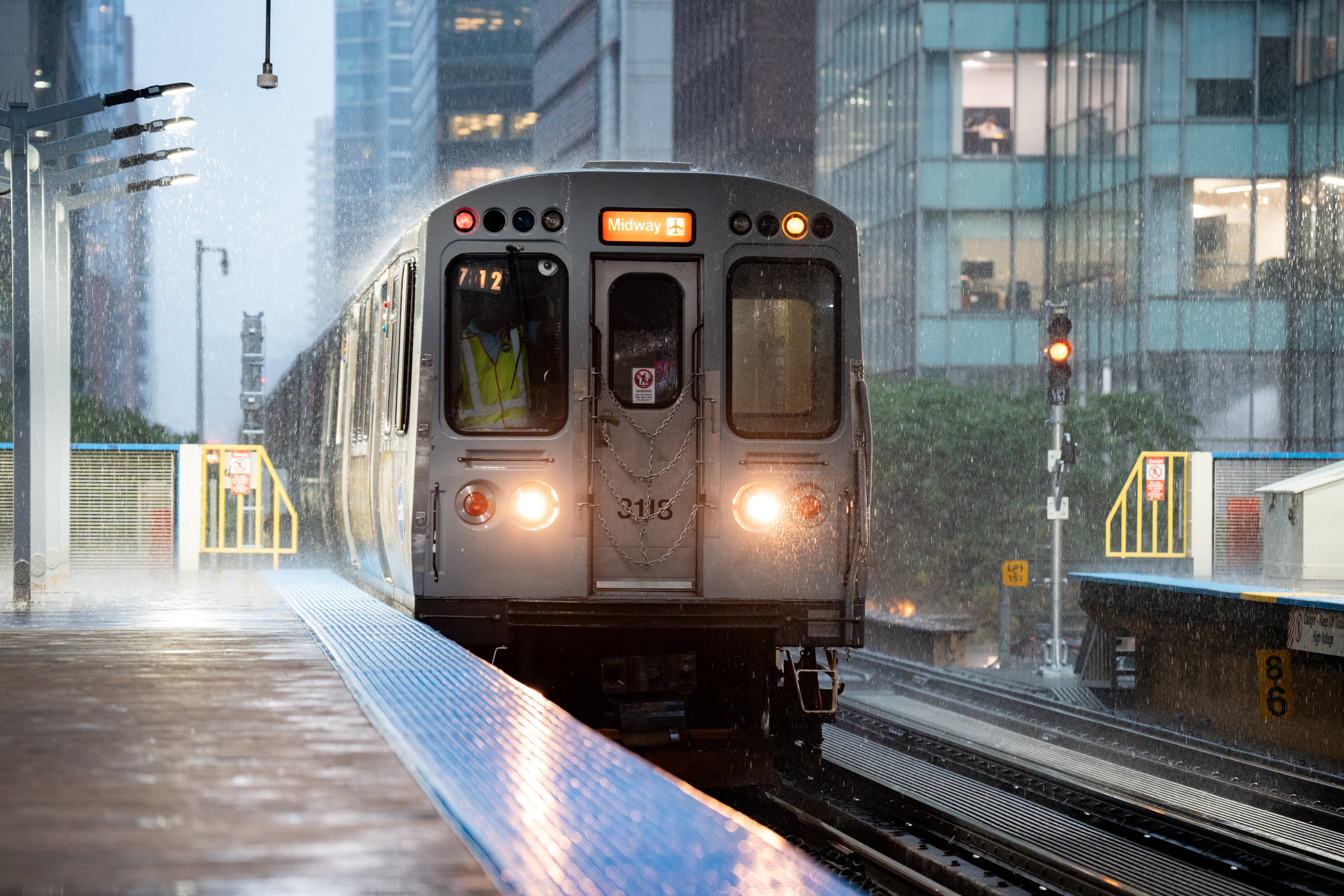 Los pronósticos señalan que la ciudad de Chicago será una de las más afectadas por el paso de este frente. (Crédito: Marcin Golba / NurPhoto via AFP)