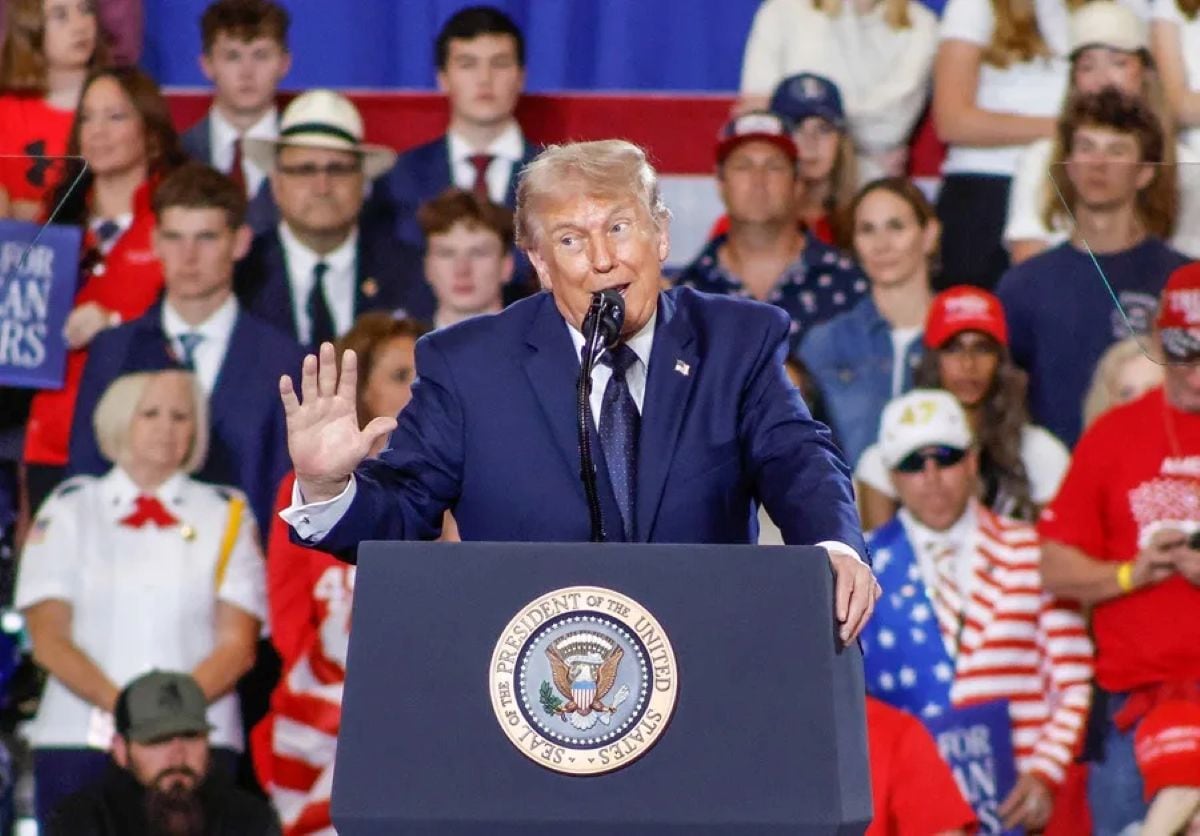 Donald Trump afirmó que Irán “no tendrá armas nucleares” y aseguró que el conflicto “se resolverá pronto” en un mitin en Nueva York. Foto: EFE.