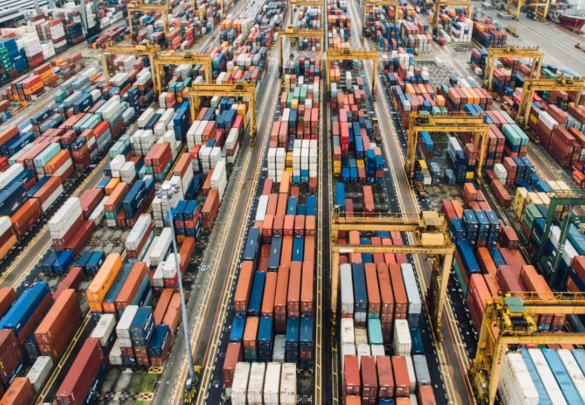 El 75% del valor exportador se despachó vía marítima, el 22.9% por la vía aérea y el 3.1% por carretera. Foto: ADEX.