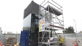 En la actualidad, la estación se encuentra en la fase de arquitectura, que incluye los acabados de los pisos, instalación de puertas, ascensores y escaleras mecánicas, así como la construcción del falso cielo raso. Foto: MTC.